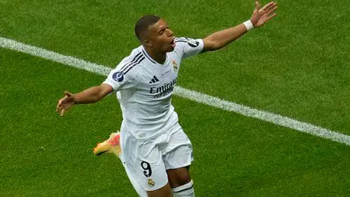 kylian mbappe scores win uefa super cup